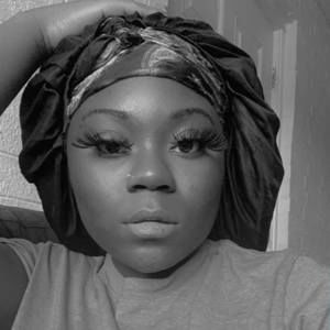 Meet your Posher, Domo